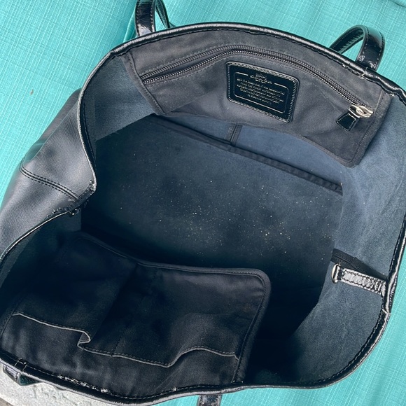 Coach tote in black - Picture 5 of 7
